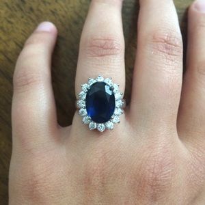 ⬇️ 40% Kate Middleton Costume Replica Ring